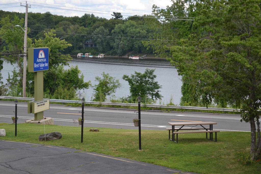 Mount Holyoke Inn Екстериор снимка