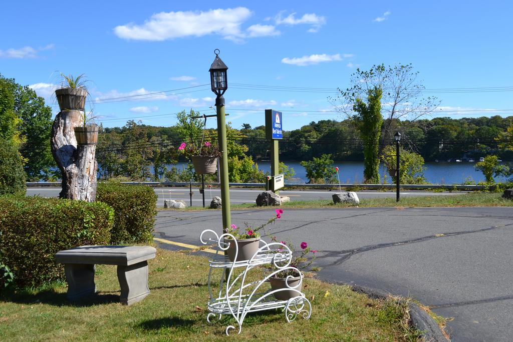 Mount Holyoke Inn Екстериор снимка